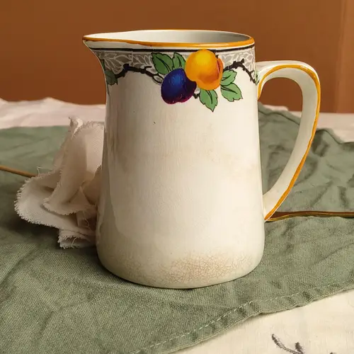 Lechera Inglesa Diseño Frutal
