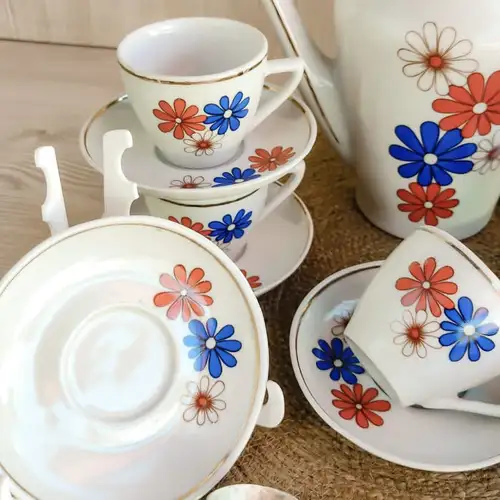 Juego de Café de Porcelana Marly Margaritas Tricolor - Image 2