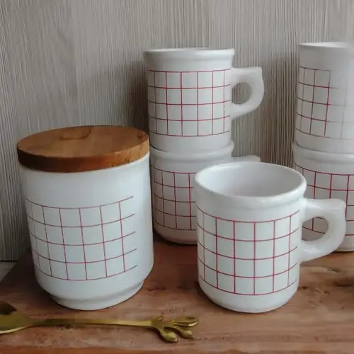 Juego de Café de Cerámica Ele Cuadro Rojo - Image 3
