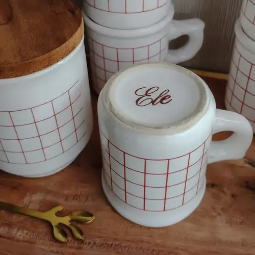 Juego de Café de Cerámica Ele Cuadro Rojo - Image 2