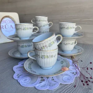 Duos de Café de Porcelana Tsuji Guirnalda De Flores