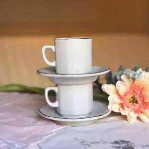 Duos de Café de Porcelana Tsuji Blanco Acanalado Borde Dorado