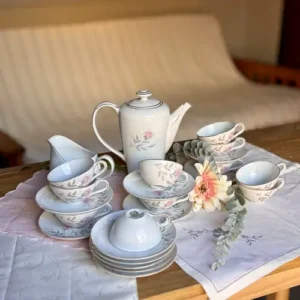 Juego de Café de Porcelana Sone China Flores Rosas Ribete Dorado