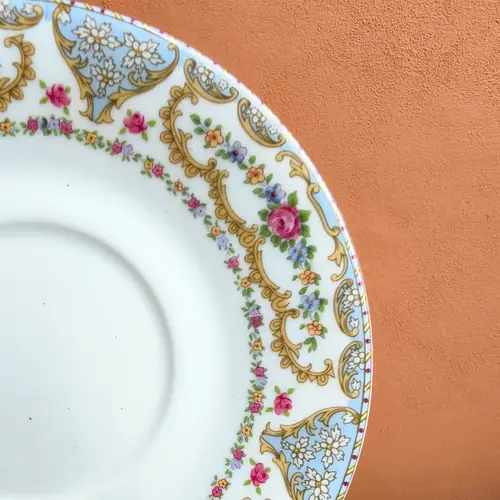 Platito de Porcelana Verbano Guirnalda Celeste Con Flores - Image 3