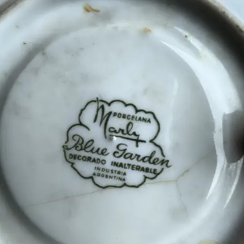 Platito de Porcelana Marly Azul Con Flores Blancas - Image 2