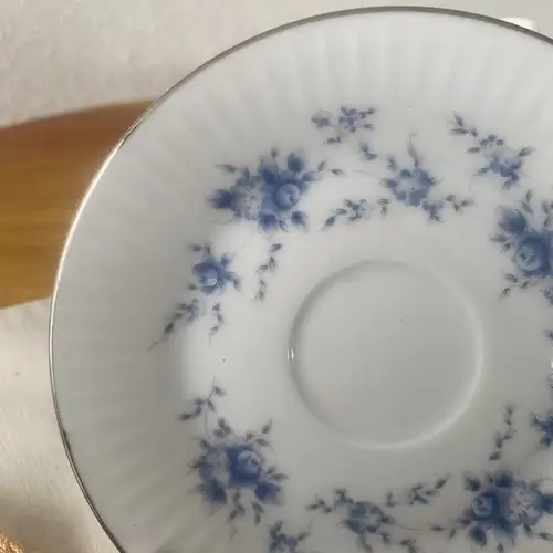 Platito de Café Tsuji Ramilletes azules pequeños