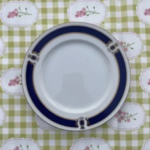 Plato de Postre Vintage de Porcelana Anna Lascari (19 cm) con Blasón Heráldico en Azul Cobalto