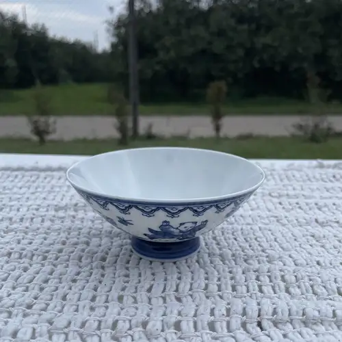 Cuenco Japonés de Porcelana Azul y Blanco (12x7 cm)