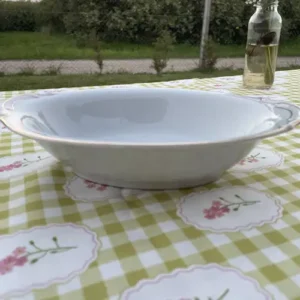 Fuente Ovalada Vintage Blanca de Porcelana Clásica (24x17 cm)